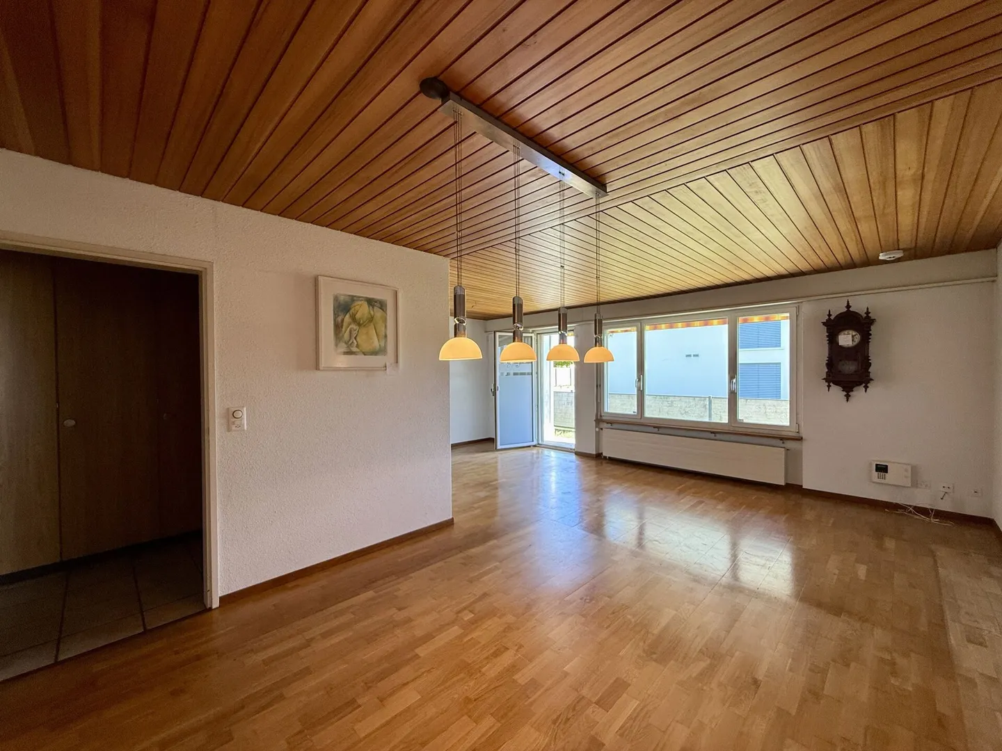 Sogno abitativo con potenziale: casa unifamiliare di 5,5 stanze a Niederbuchsiten - Foto 6 di 17
