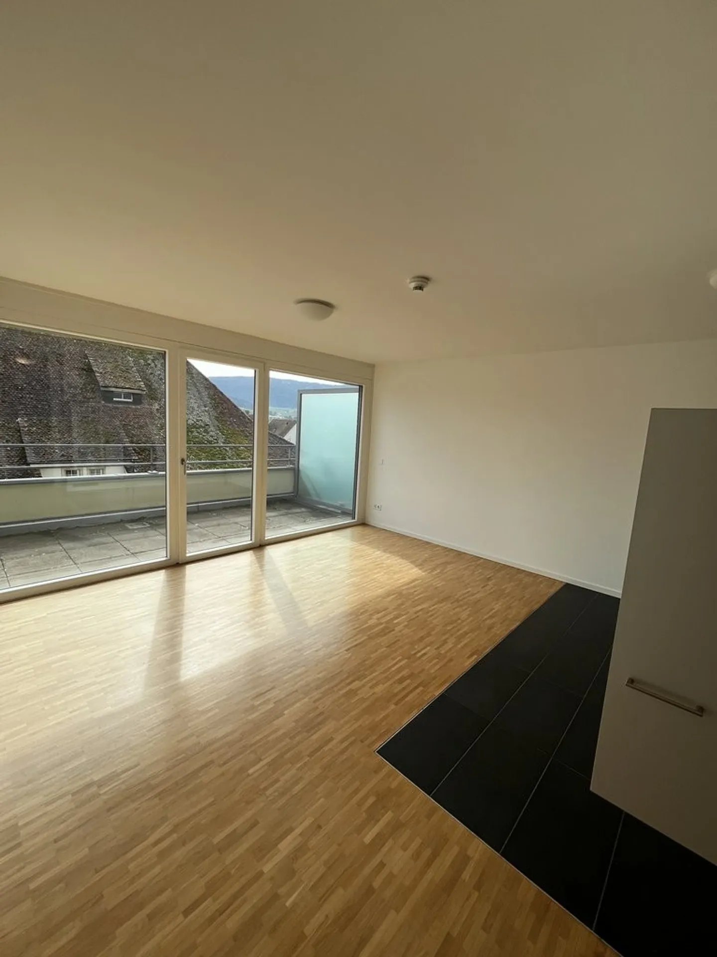 2 mesi di affitto gratuiti e un buono IKEA di 200 CHF per il tuo arredamento! - Foto 2 di 6