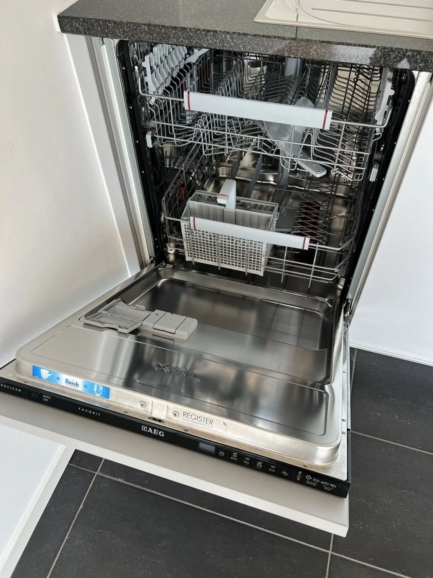 2 mesi di affitto gratuiti e un buono IKEA di 200 CHF per il tuo arredamento! - Foto 4 di 6