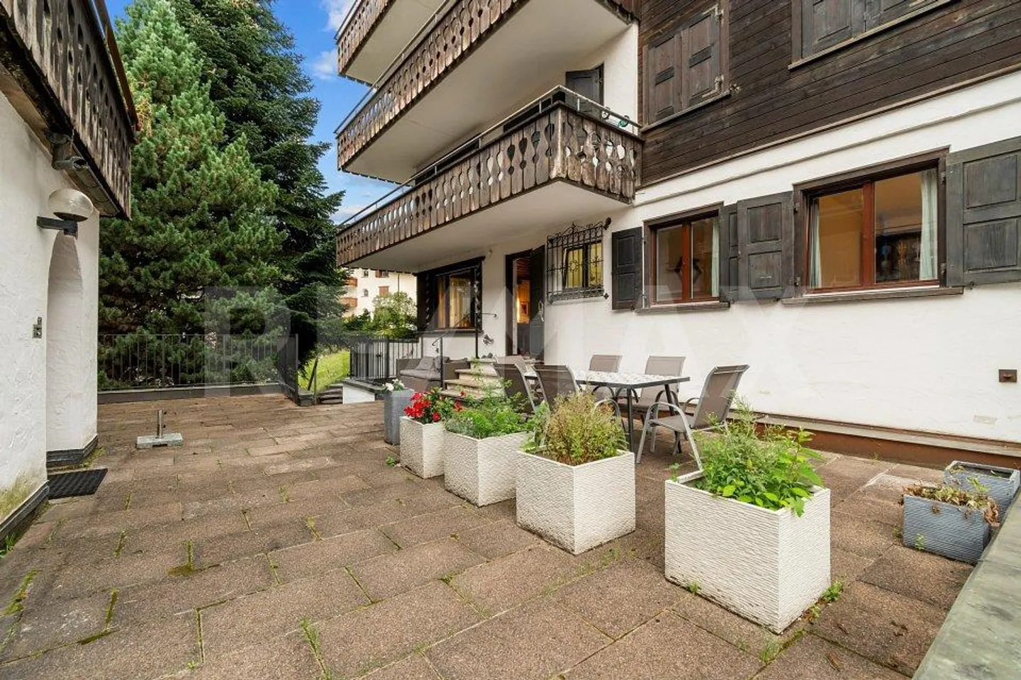 Appartamento segreto di 4½ stanze nel centro di Klosters - Foto 3 di 13
