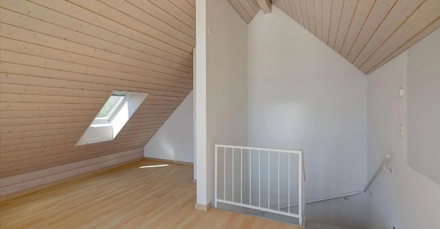 Geräumige Maisonette Nähe Bahnhof - Foto 3 von 5