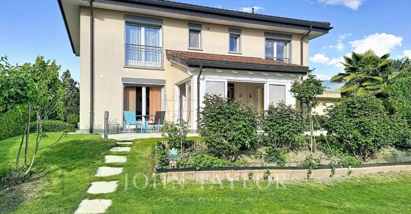 Villa d'exception avec piscine chauffée - Conthey - Foto 1 di 10