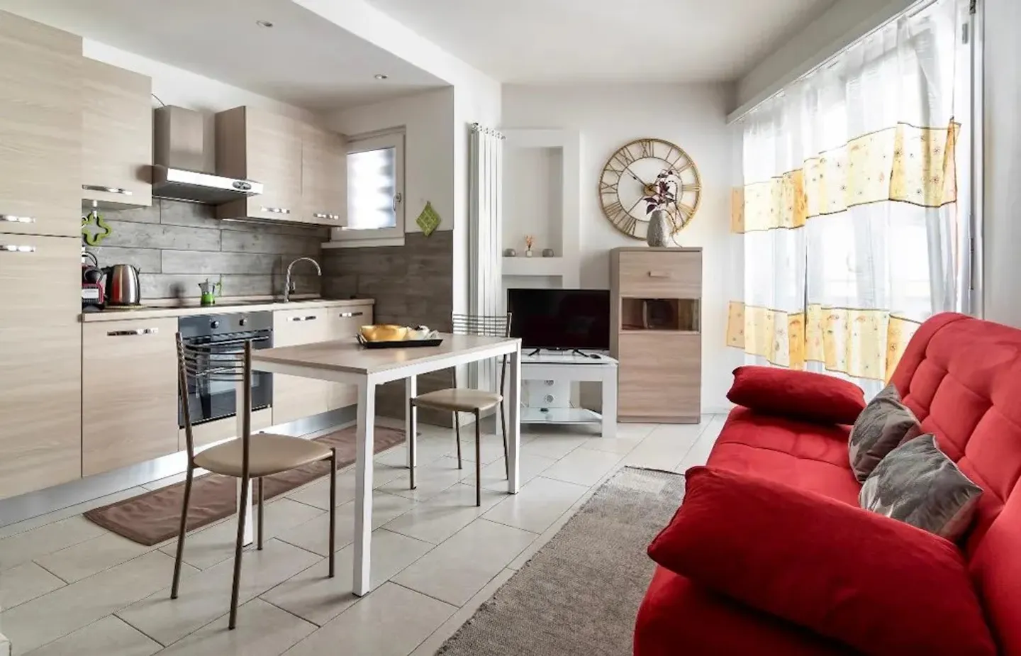 Apartment for rent - Photo 1 of 10