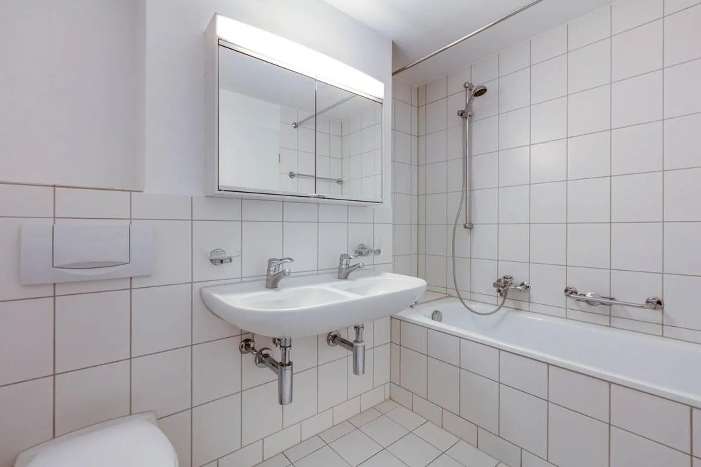 Appartamento maisonette in uno sviluppo adatto alle famiglie - Foto 3 di 8