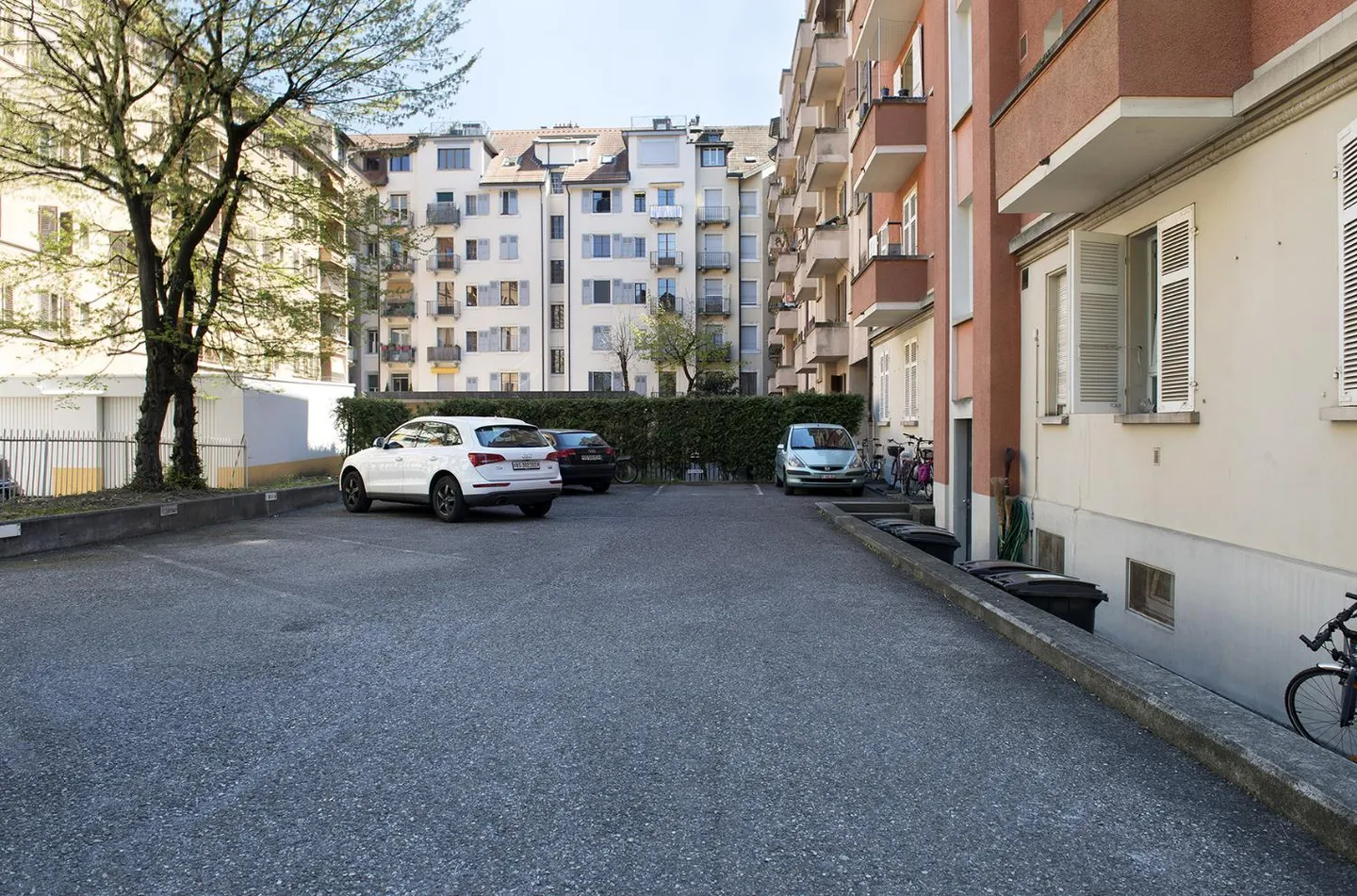 Place de Parking Extérieur à Sécheron - Photo 4 sur 4