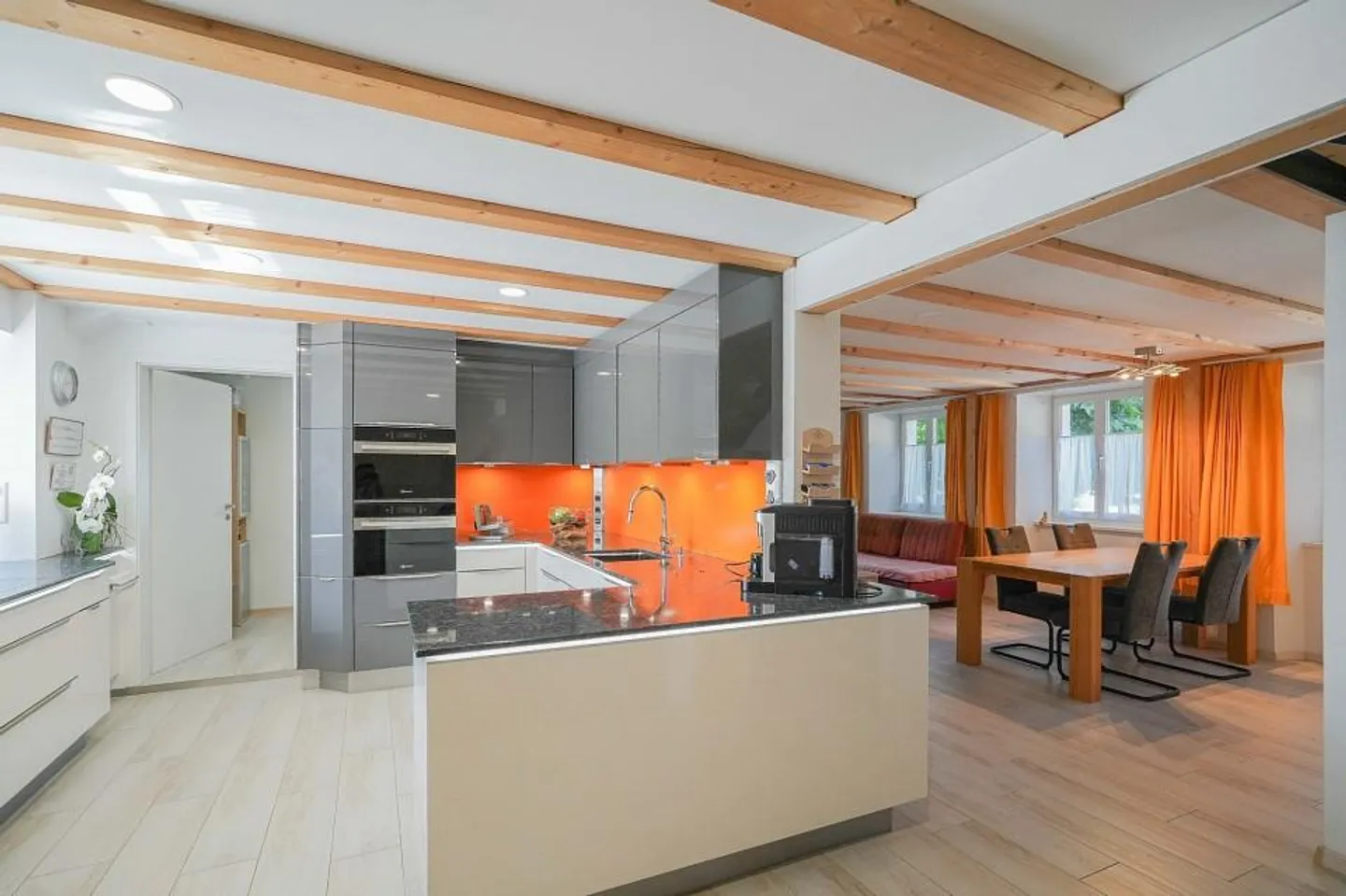 4.5 Room Maisonette Apartment with Huge Multi-Purpose Room - Photo 2 of 13
