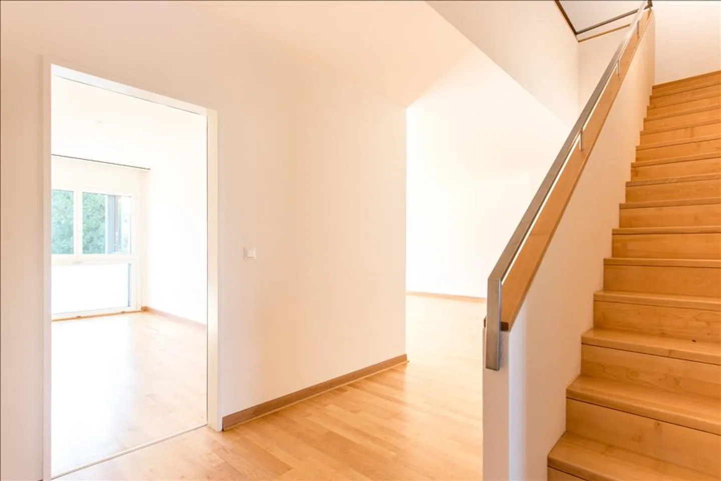 Magnifique duplex penthouse avec vue sur le lac et grandes terrasses - Photo 8 sur 12