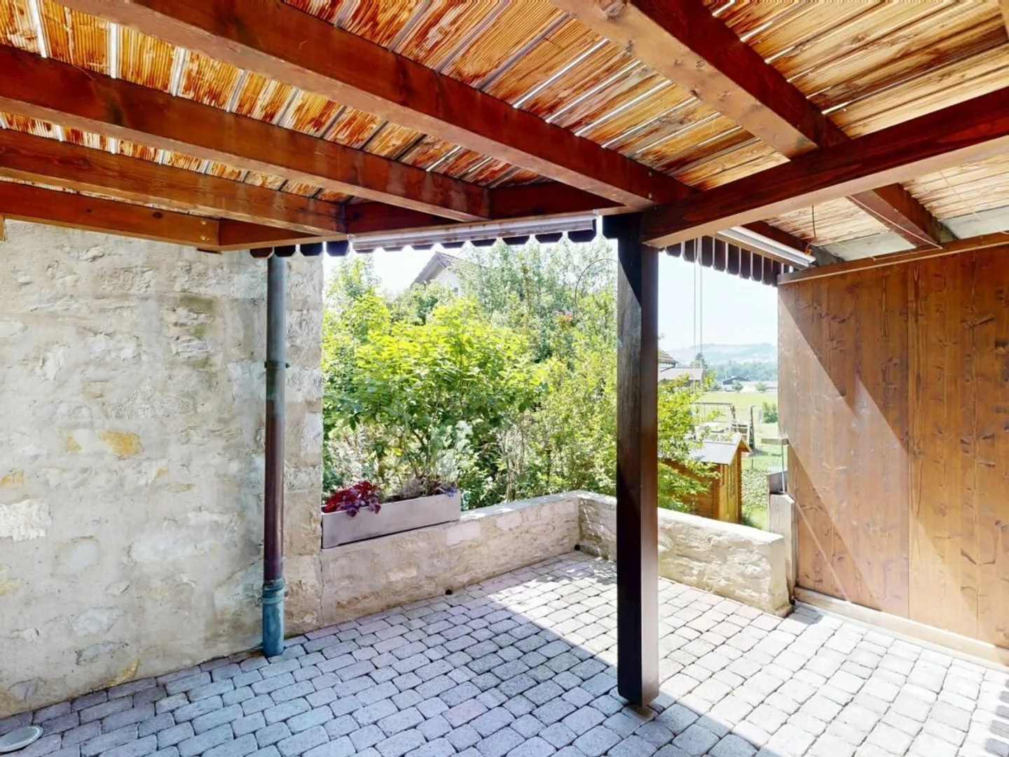Appartamento affascinante con giardino privato e basse spese accessorie - Foto 17 di 23
