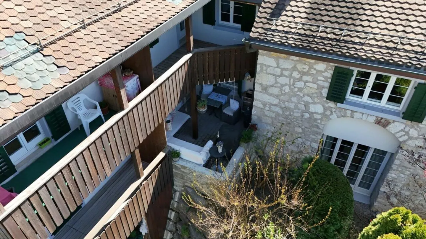 Appartamento affascinante con giardino privato e basse spese accessorie - Foto 18 di 23