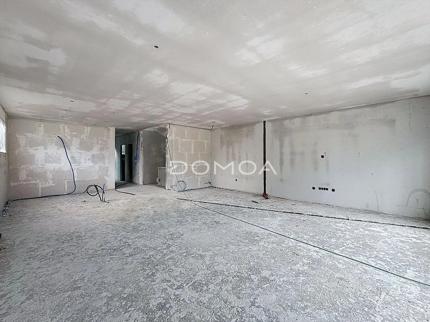 Maison jumelée 6 pièces - Photo 3 sur 8