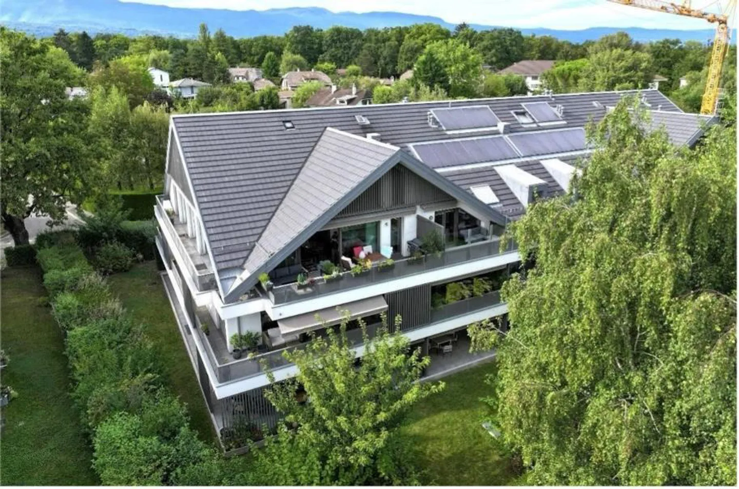 Raro, da non perdere - Duplex molto moderno di 6,5 stanze in mansarda, ampie terrazze - Foto 1 di 15