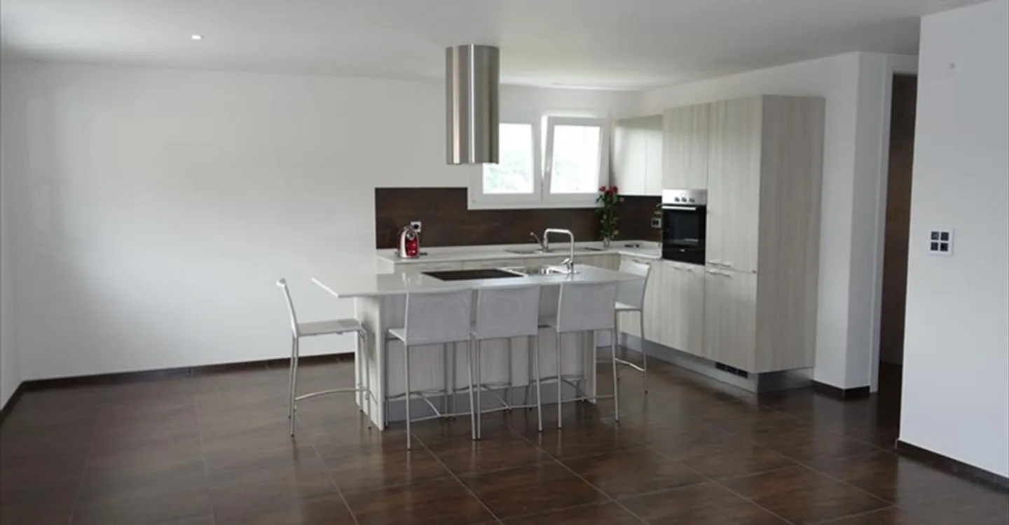 Appartement moderne 4,5 pièces - Photo 5 sur 17
