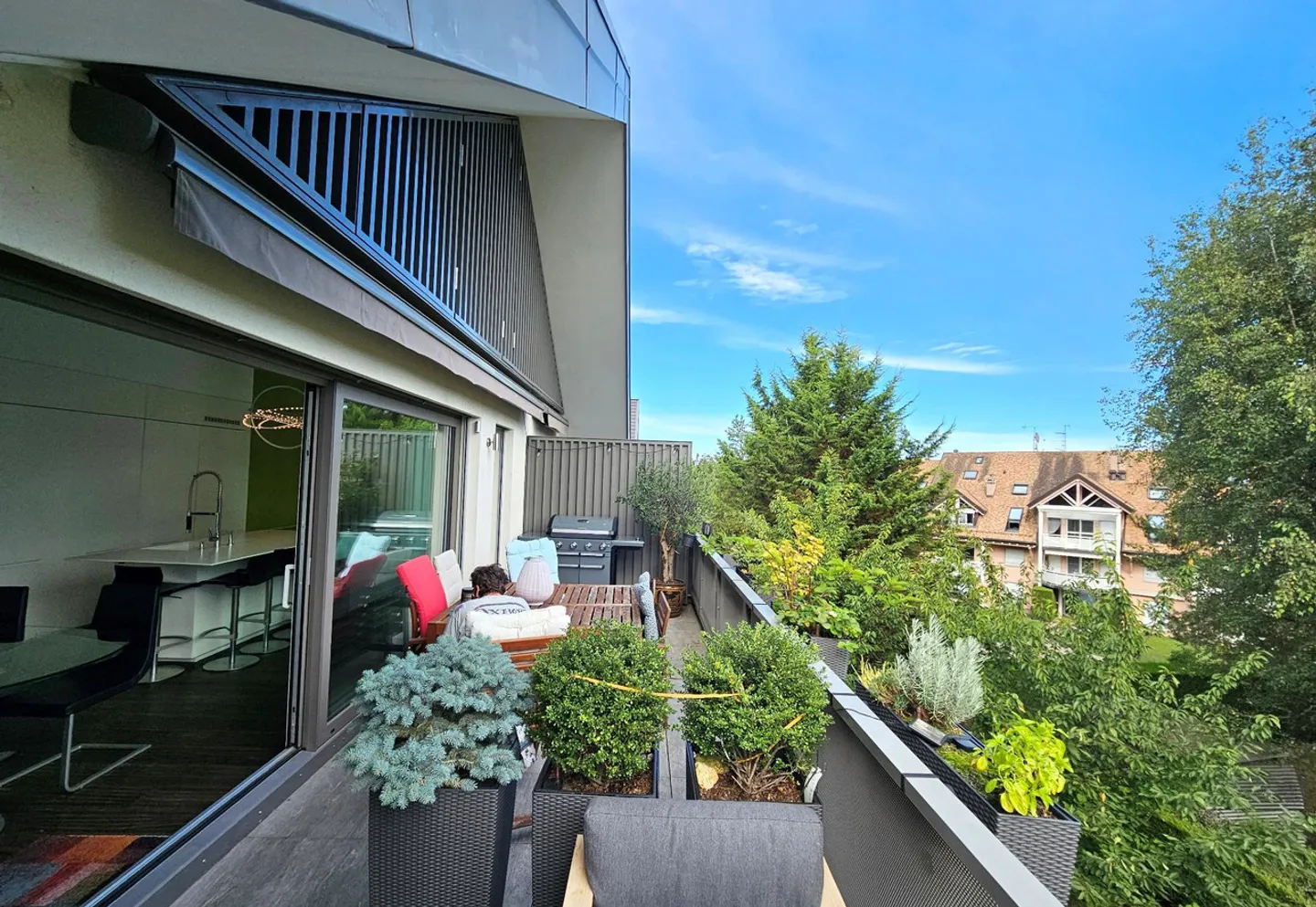 Raro, da non perdere - Duplex molto moderno di 6,5 stanze in mansarda, ampie terrazze - Foto 2 di 15