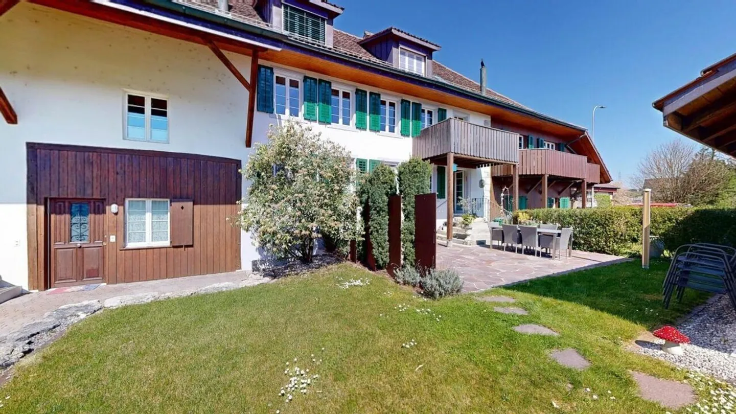 Appartamento affascinante con giardino privato e basse spese accessorie - Foto 20 di 23