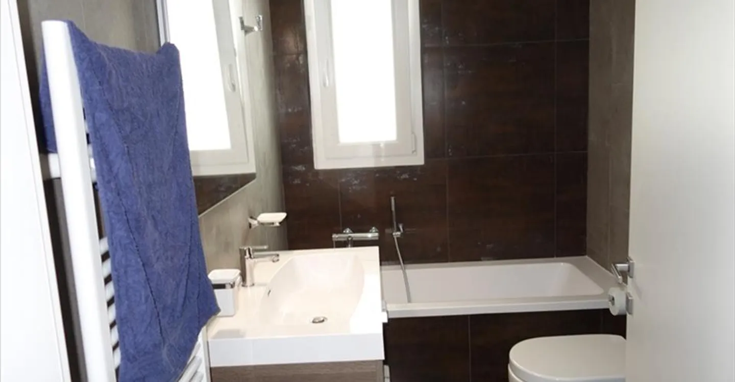 Appartement moderne 4,5 pièces - Photo 7 sur 17