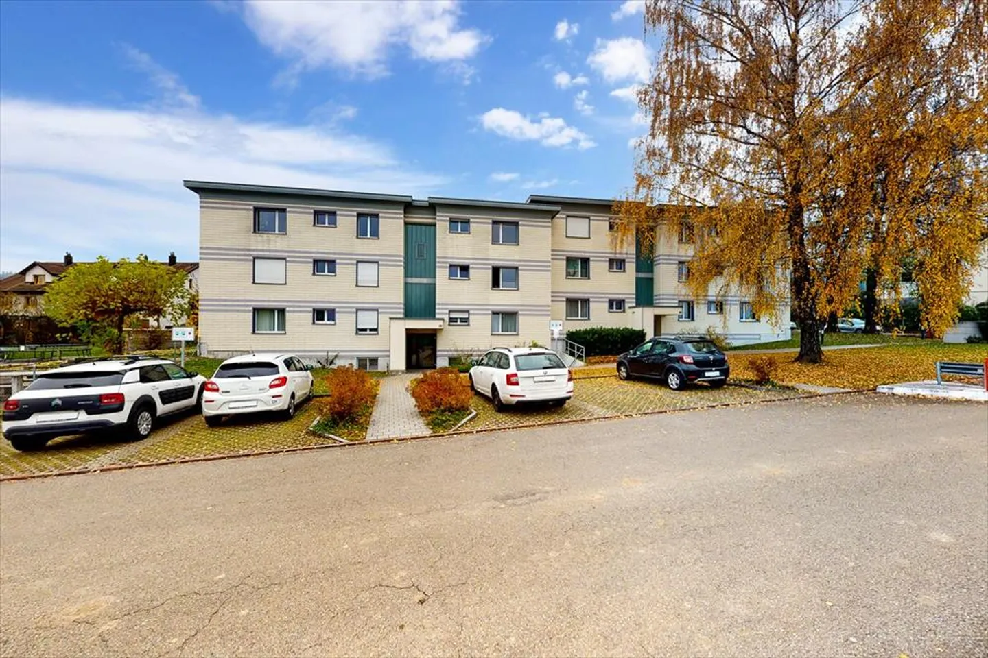 Parking spaces for rent - Photo 1 of 2