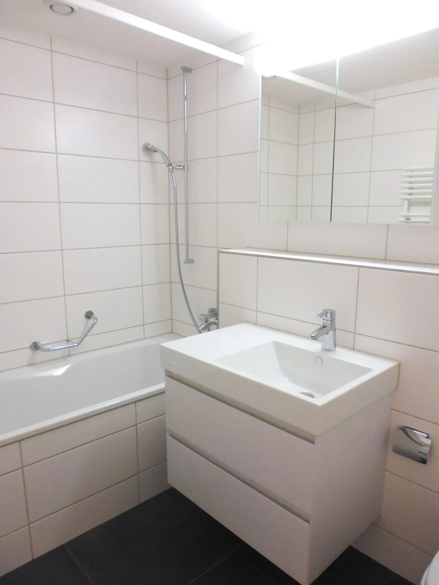 Apartment for rent - Photo 8 of 12