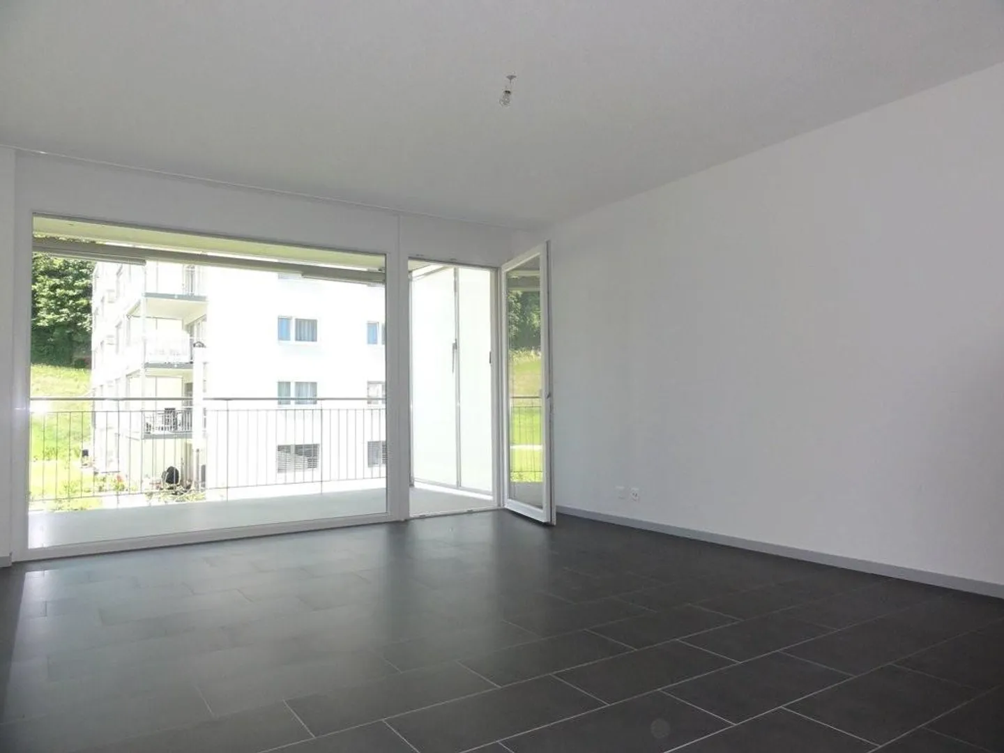 Charmante 2.5-Zimmer-Wohnung - Foto 4 von 9