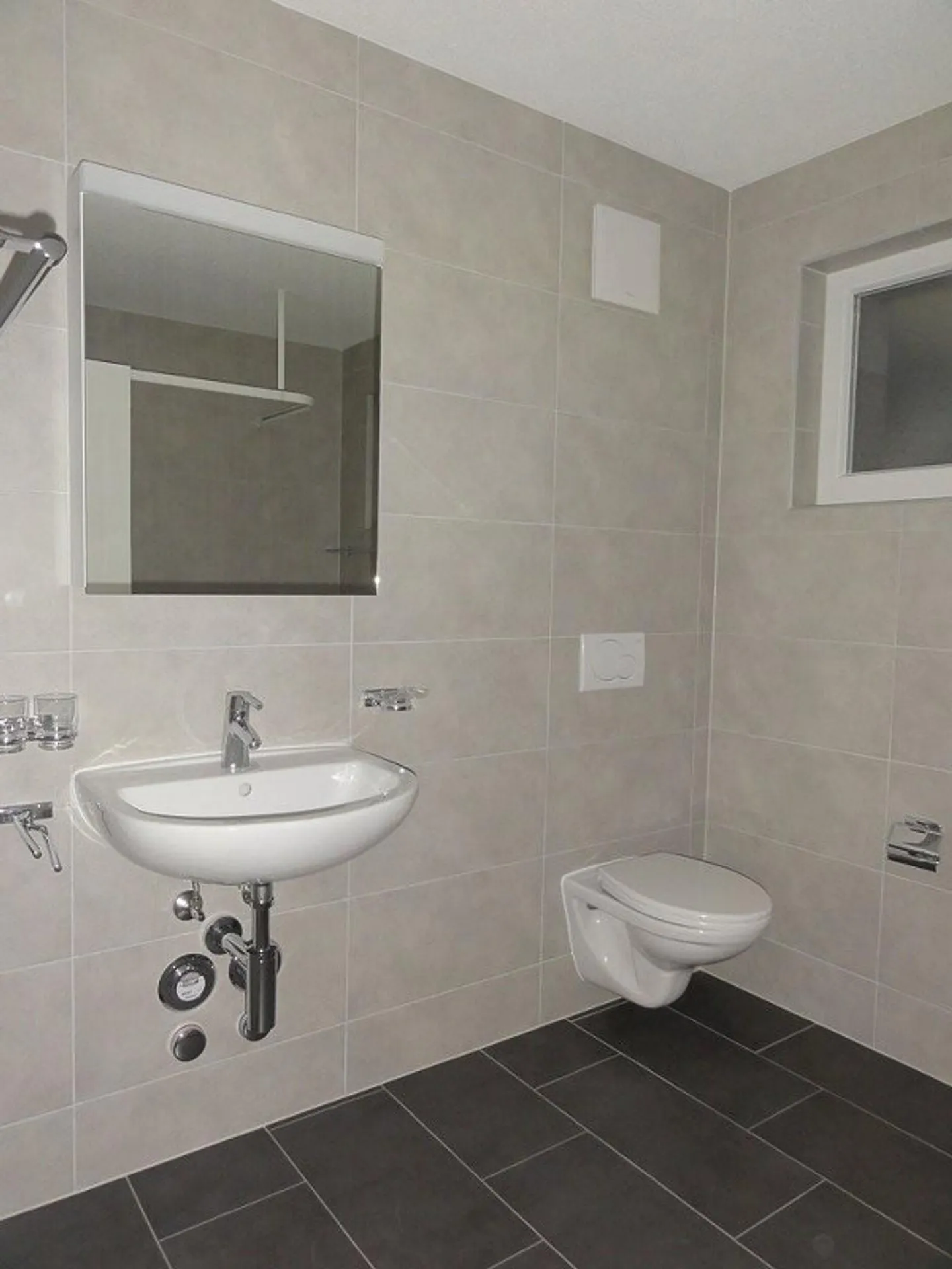 Charmante 2.5-Zimmer-Wohnung - Foto 6 von 9
