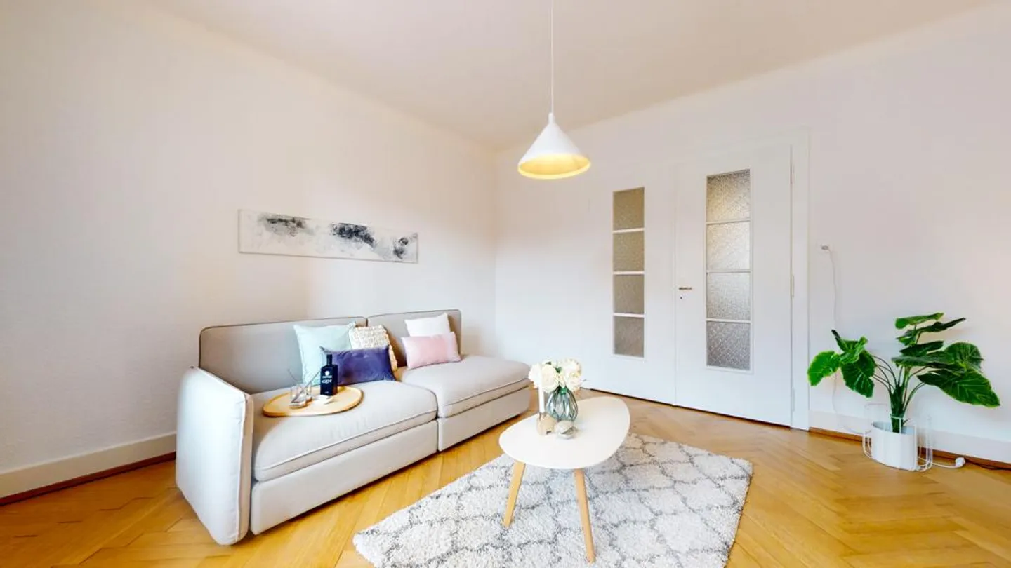 Kürzlich renoviert mit Mietgarantie angeboten! - Foto 2 von 7