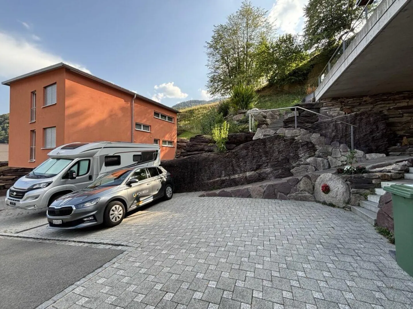 Charmantes Doppelhaus mit Gartenblick - Foto 30 von 30