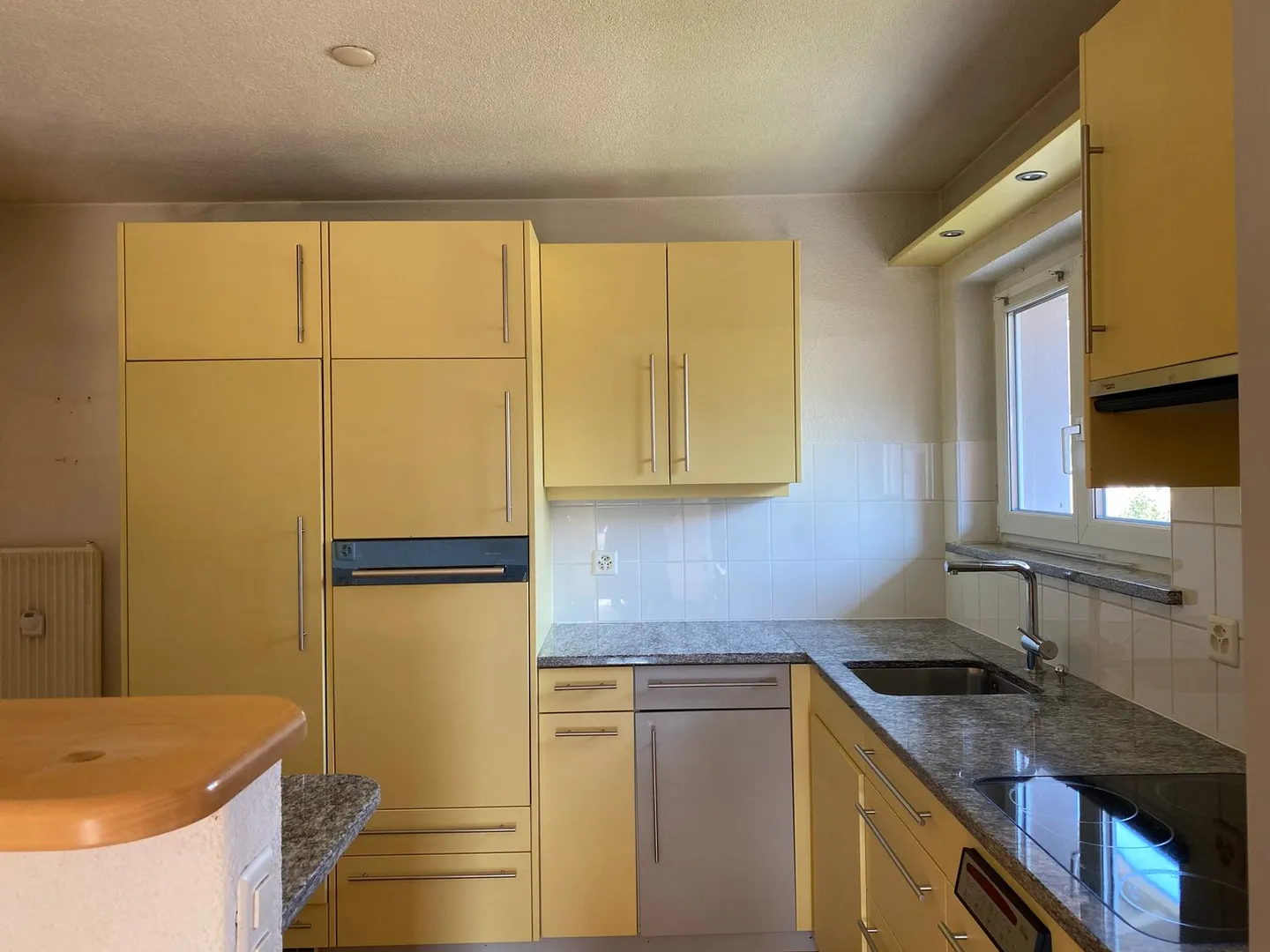 Beautiful, bright attic apartment with balcony and wonderful view - Photo 14 of 18