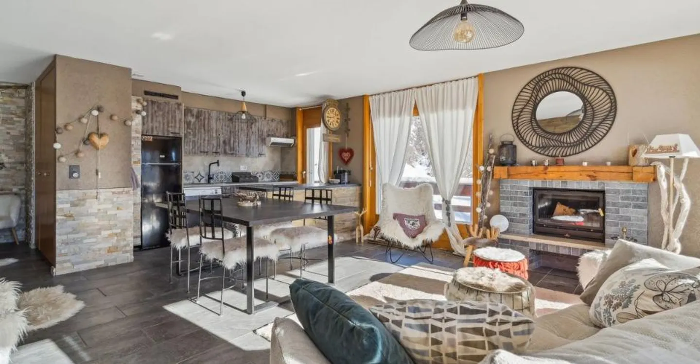 Appartamento arredato luminoso con vista panoramica a Crans-Montana - Foto 3 di 11