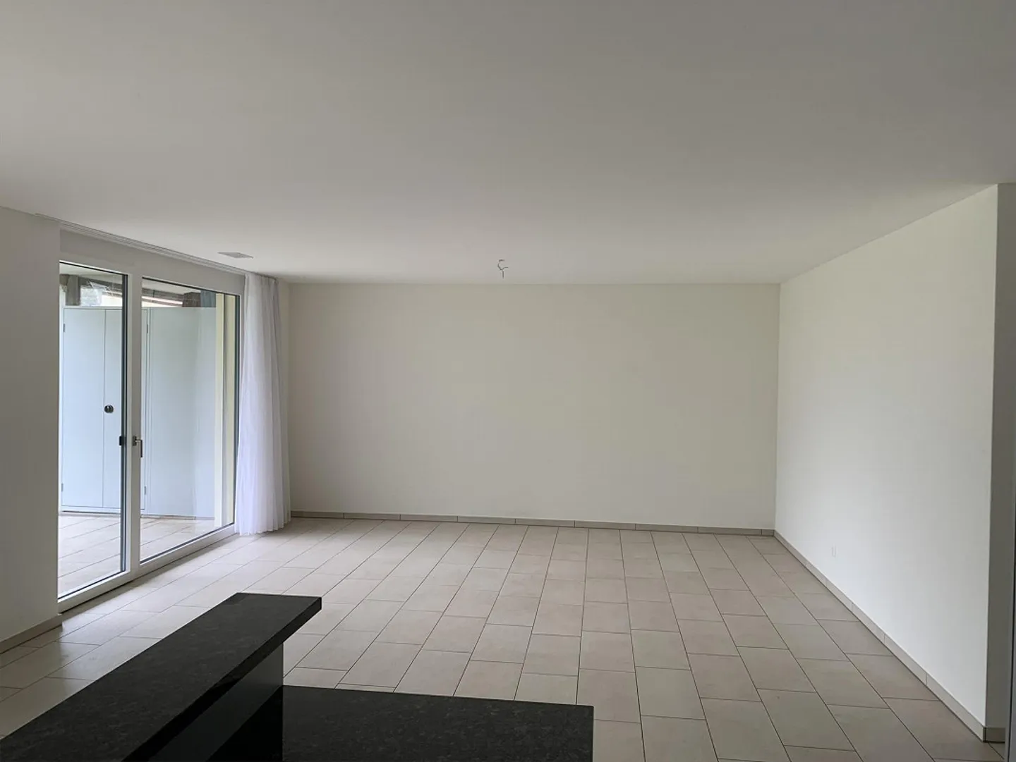Like-new 3½-room apartment on the ground floor - Photo 2 of 4