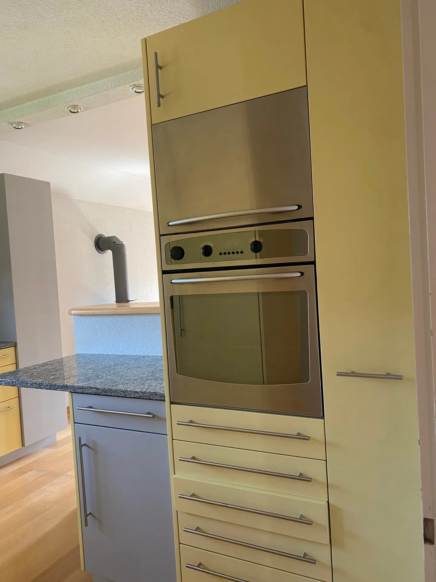 Beautiful, bright attic apartment with balcony and wonderful view - Photo 17 of 18