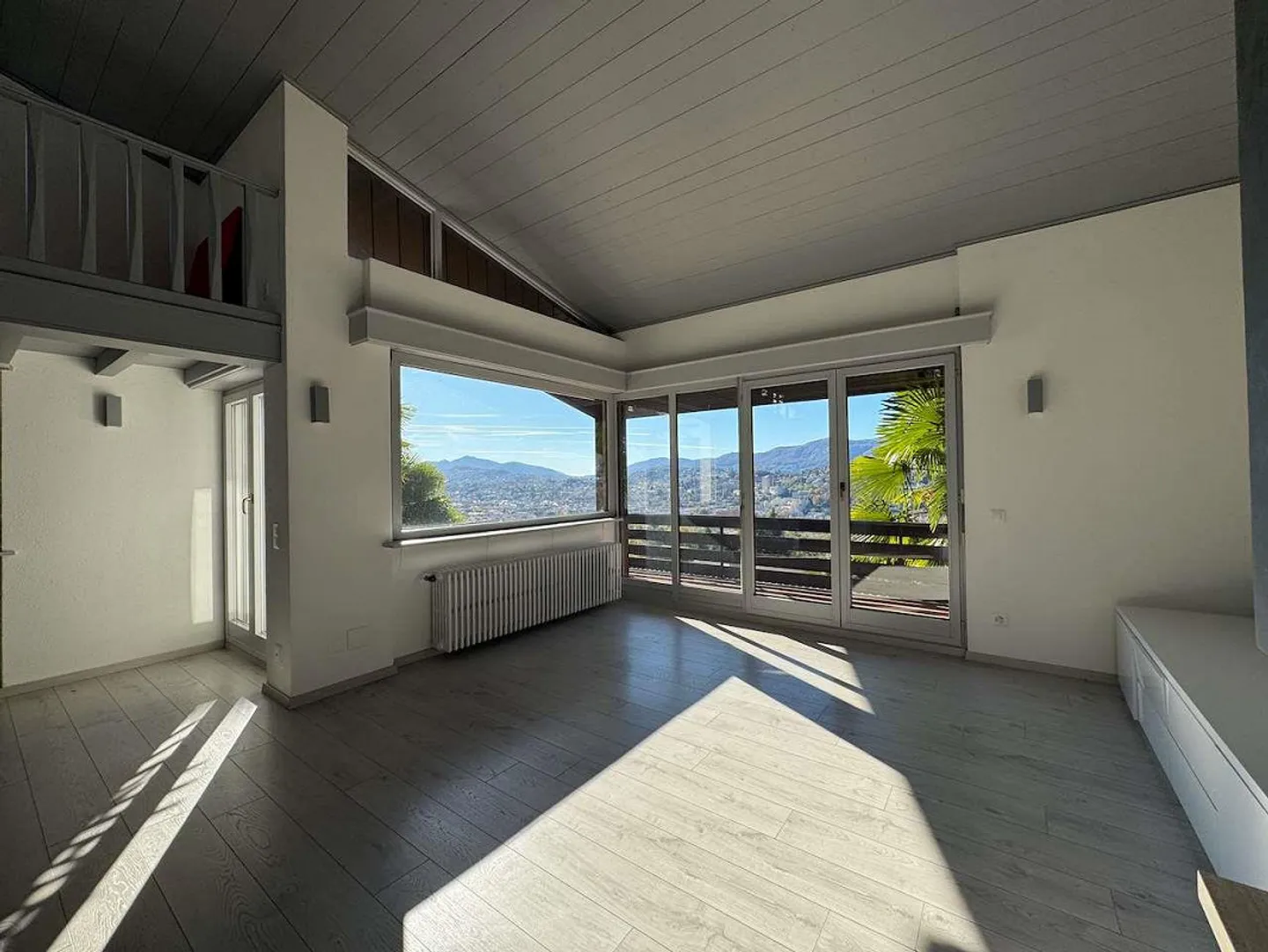 Casa vista lago - Foto 2 di 13