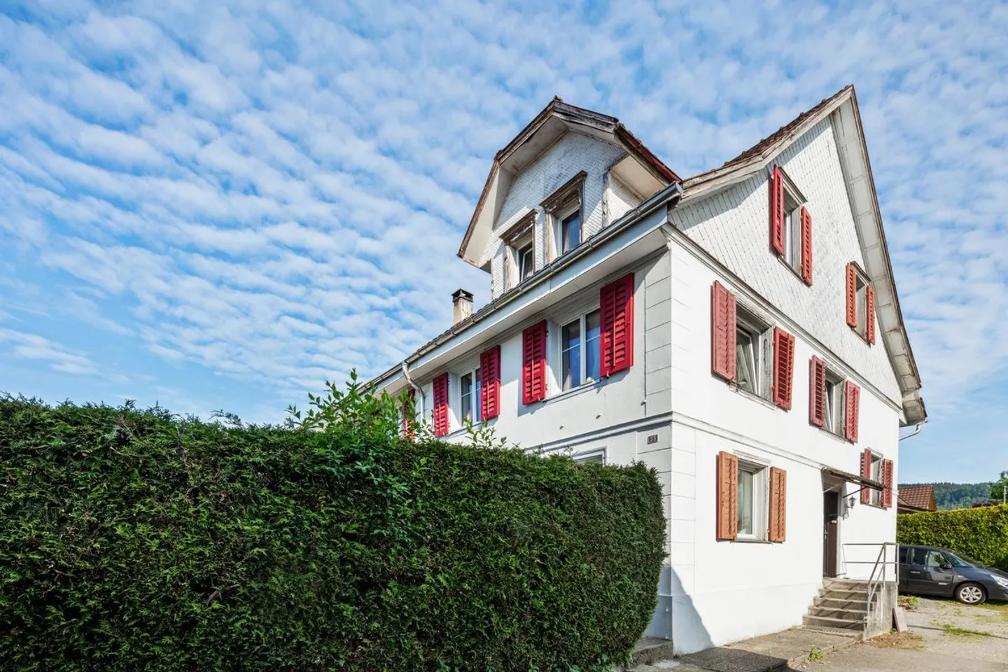 Multi-Generational House in Lommis - Photo 3 of 13