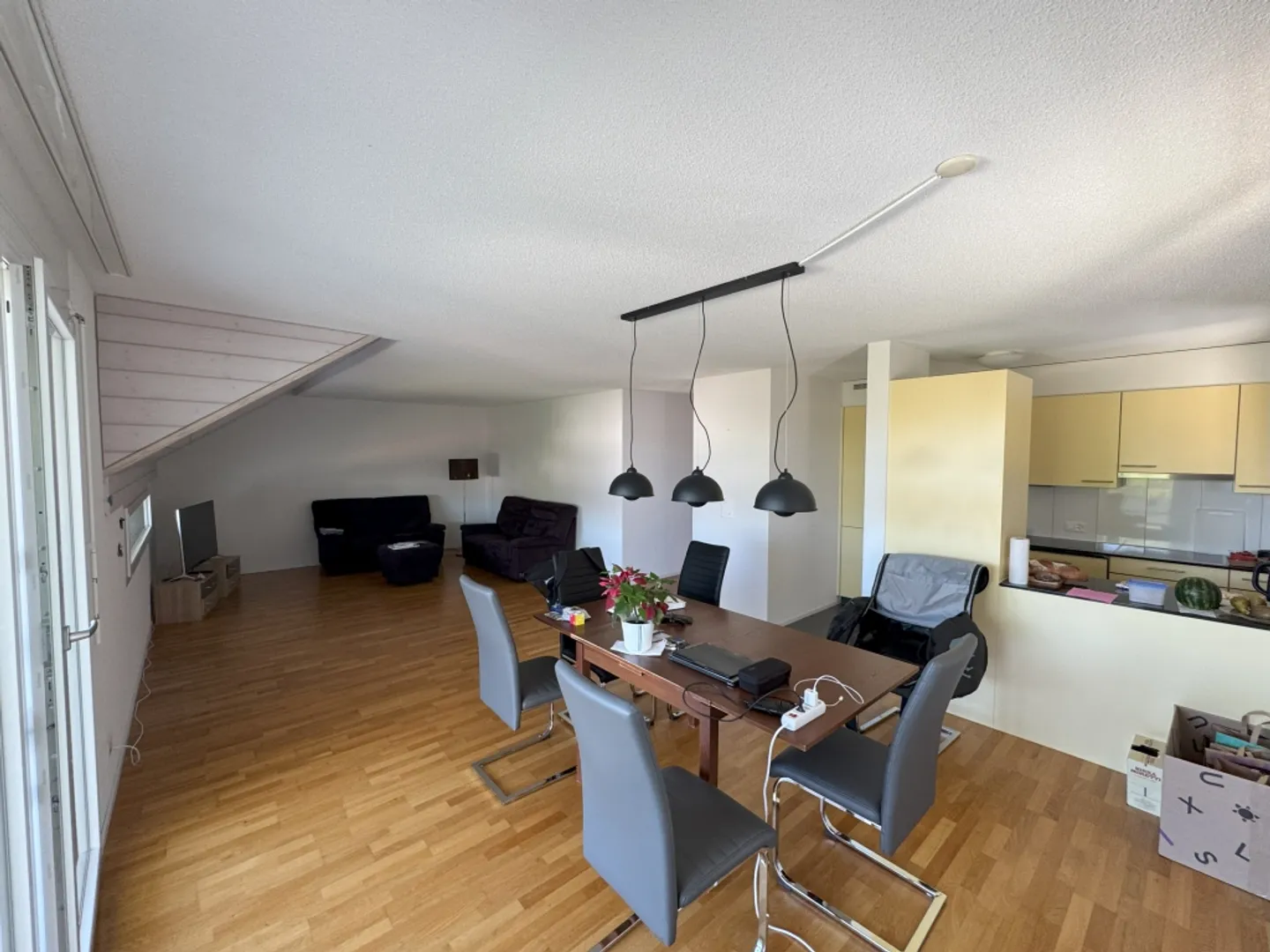 Appartement 4.5 pièces - Foto 4 von 9