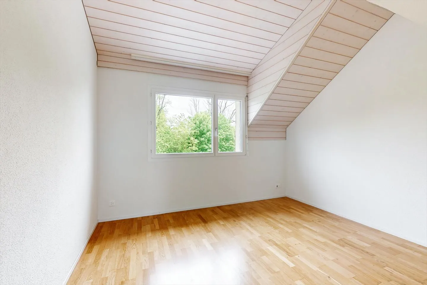 Appartement 4.5 pièces - Foto 5 von 9