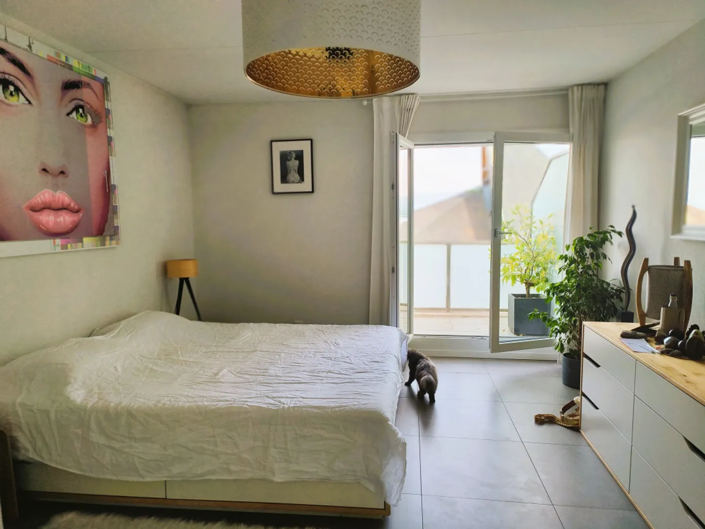 UNUSUAL VIEW, ATYPICAL PENTHOUSE - Photo 8 of 11