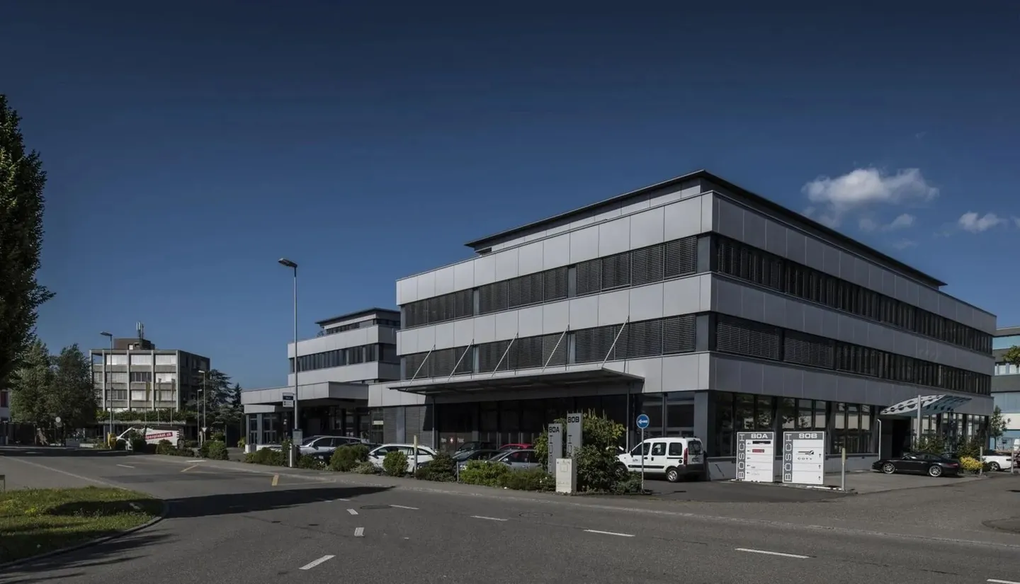 Commercial for rent, Bösch 80, in Hünenberg, Switzerland - Photo 2 of 6