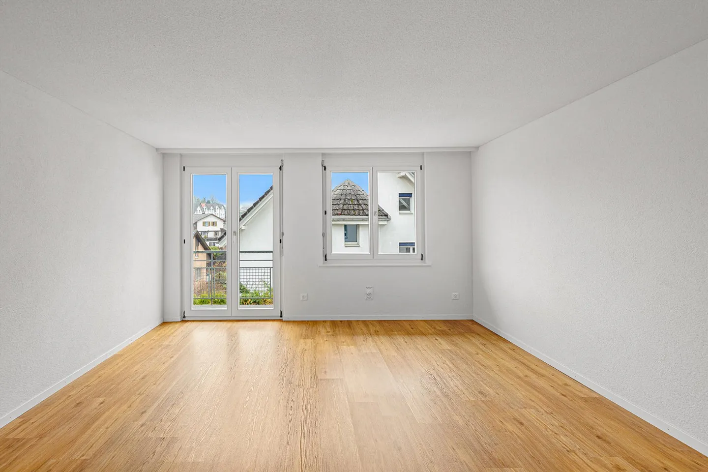 Maison familiale jumelée avec appartement et grenier aménagé - Photo 7 sur 13