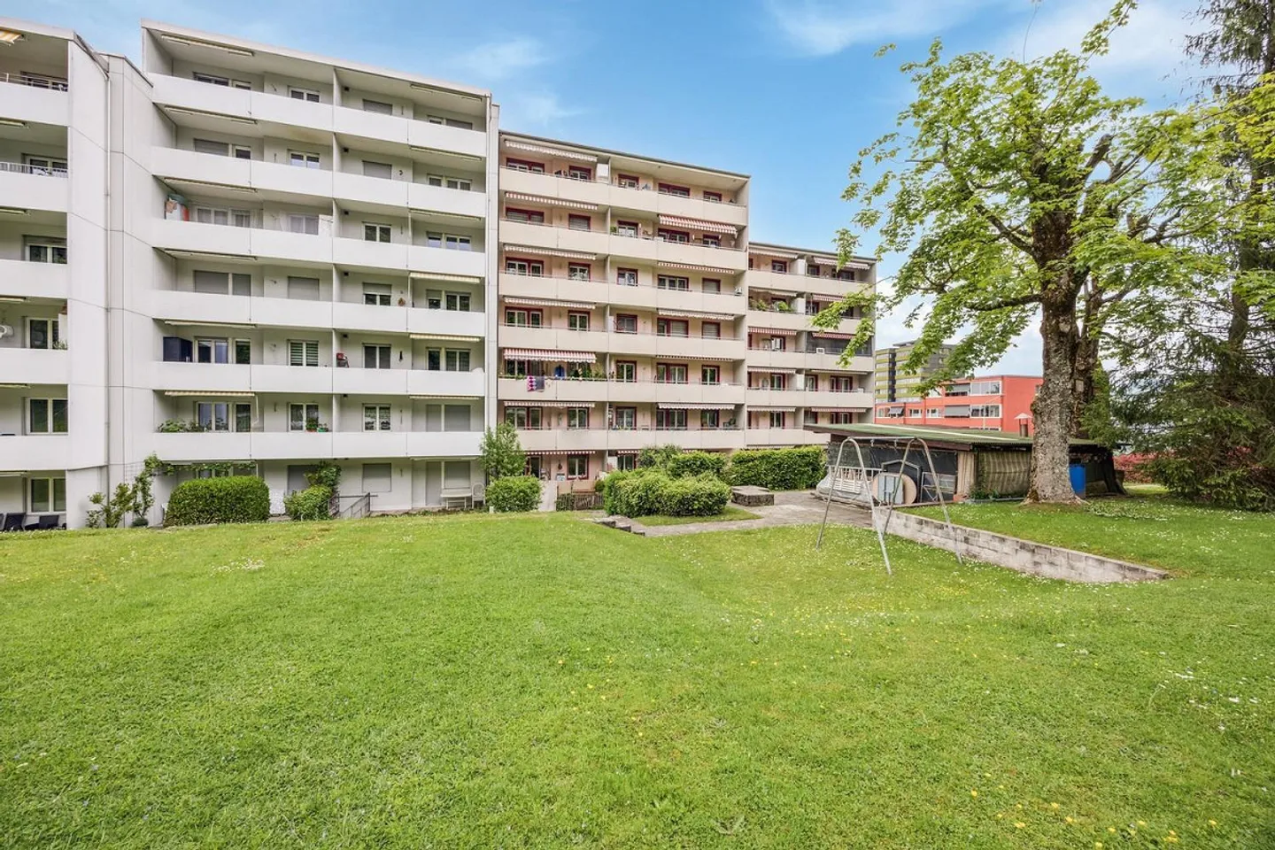 Bell'appartamento in un ambiente verde - Foto 1 di 10