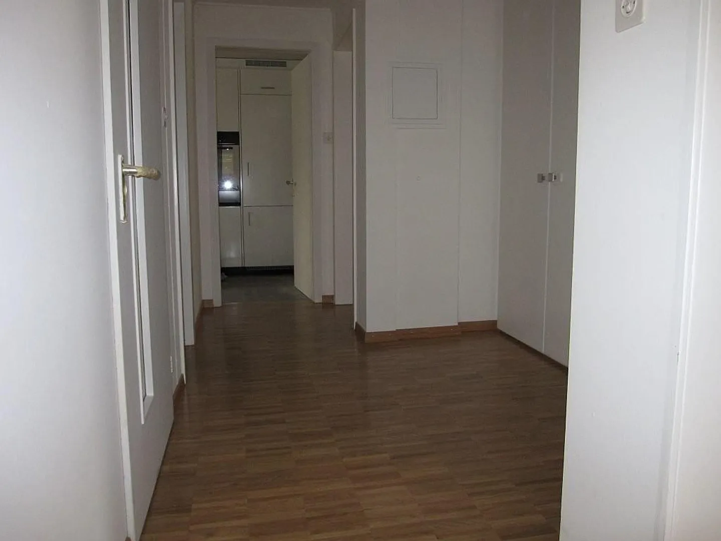 Cinque minuti a piedi dall'ospedale cantonale - Foto 3 di 7
