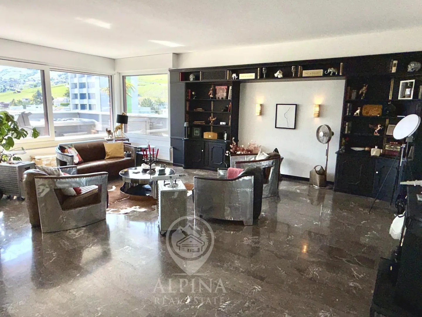 Penthouse 8.5 rooms - Photo 2 of 13