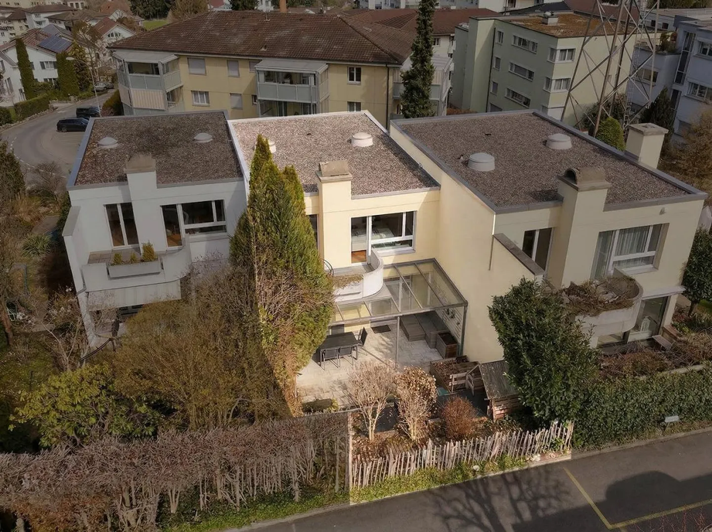 Maison individuelle en rangée de 6,5 pièces rénovée avec style - Photo 22 sur 26