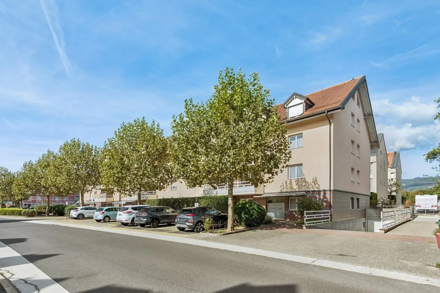 Appartement Spacieux Près Autoroute - Photo 1 sur 9