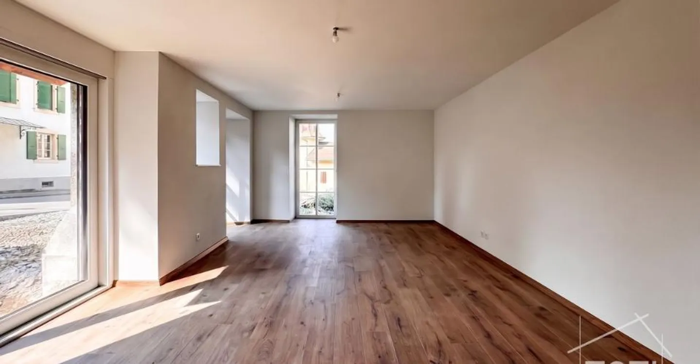 Charmant Appartement au Rez-de-Chaussée - Photo 3 sur 12