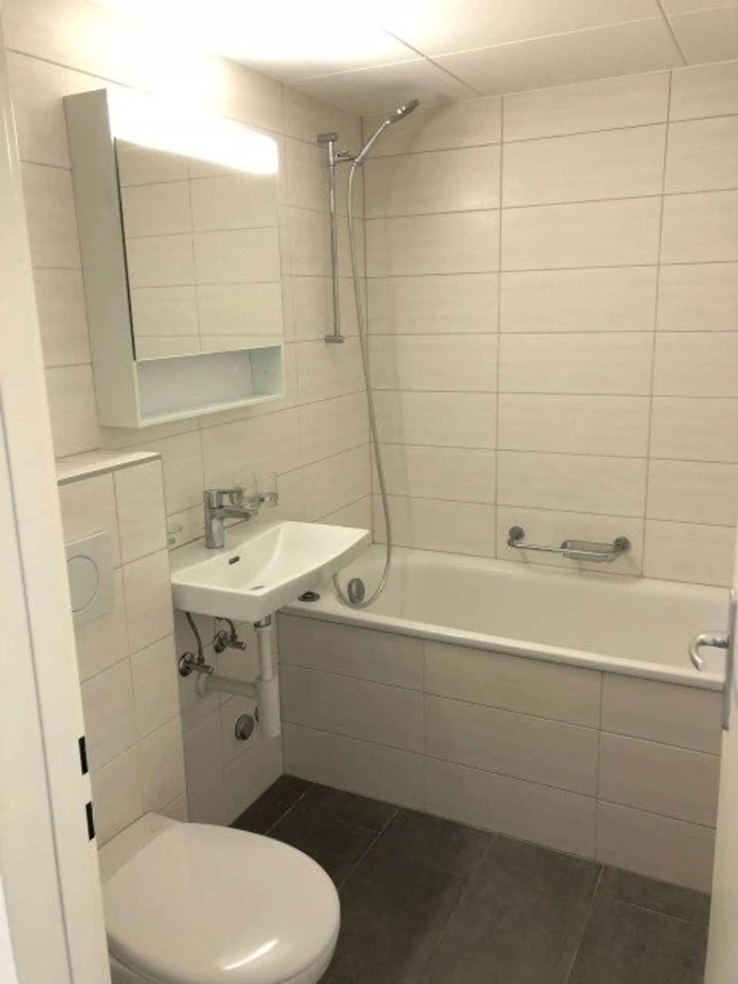 Renoviertes Studio mit Seeblick - Foto 5 von 7