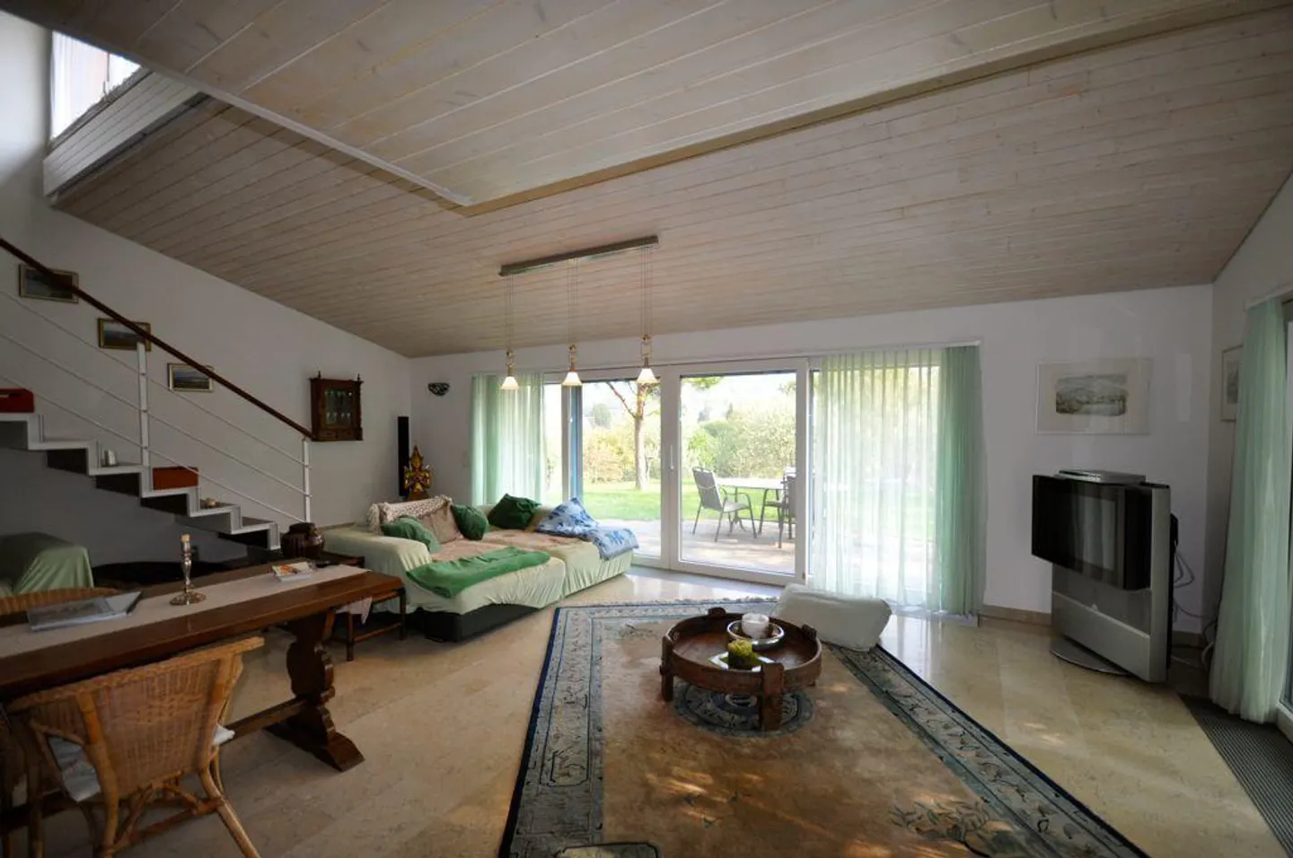 Landhaus Eingebettet in Grün mit Pool und Stallungen in Origlio - Foto 6 von 14