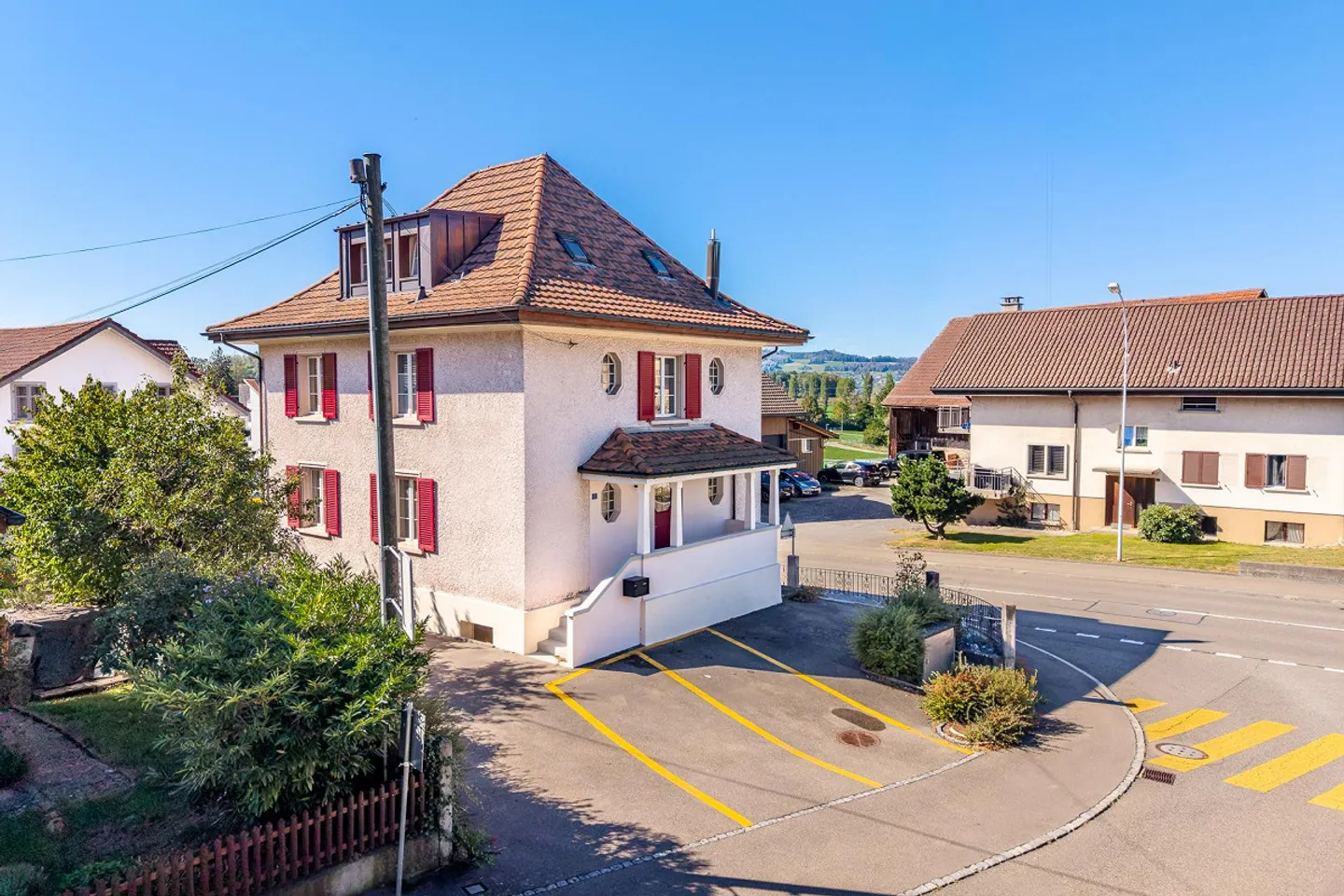 Vielseitiges Einfamilienhaus - Foto 1 von 13