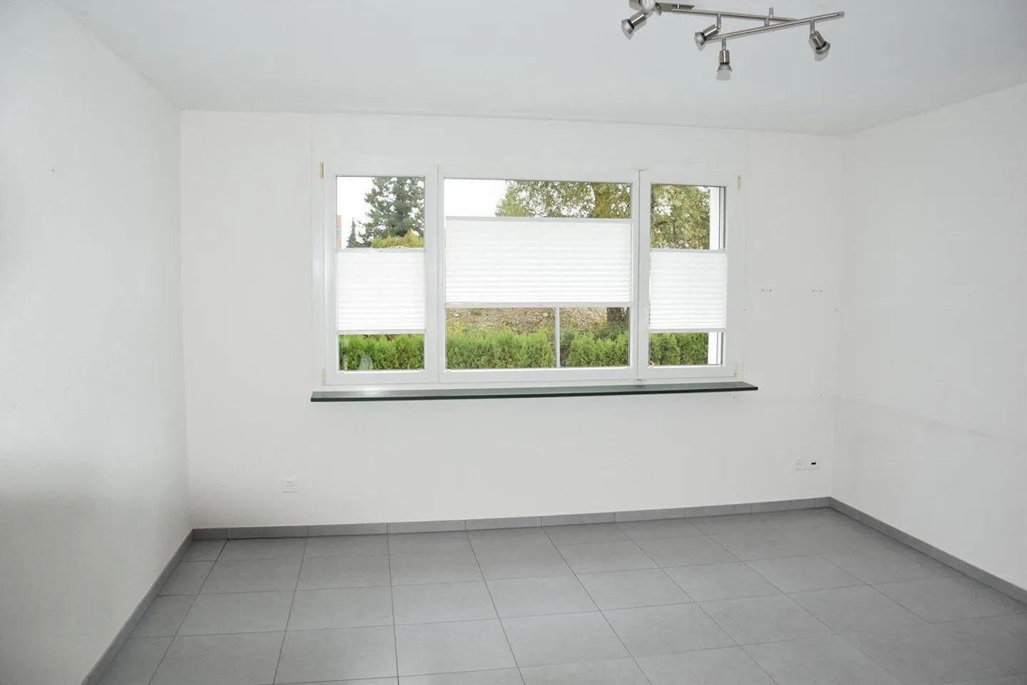 Appartement moderne de 4,5 pièces avec garage à Aadorf - Photo 6 sur 13