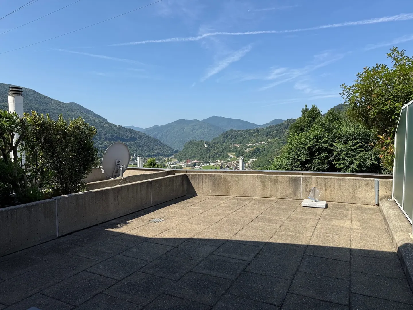 2.5 pièces avec GRANDE TERRASSE - Appartement 2.5 pièces avec GRANDE TERRASSE !! - Photo 5 sur 9