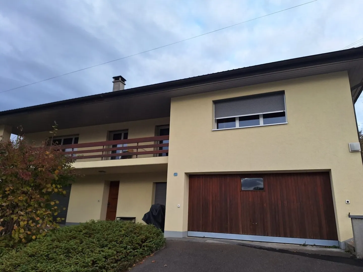 Appartement de deux pièces et demie au rez-de-chaussée - Photo 1 sur 3