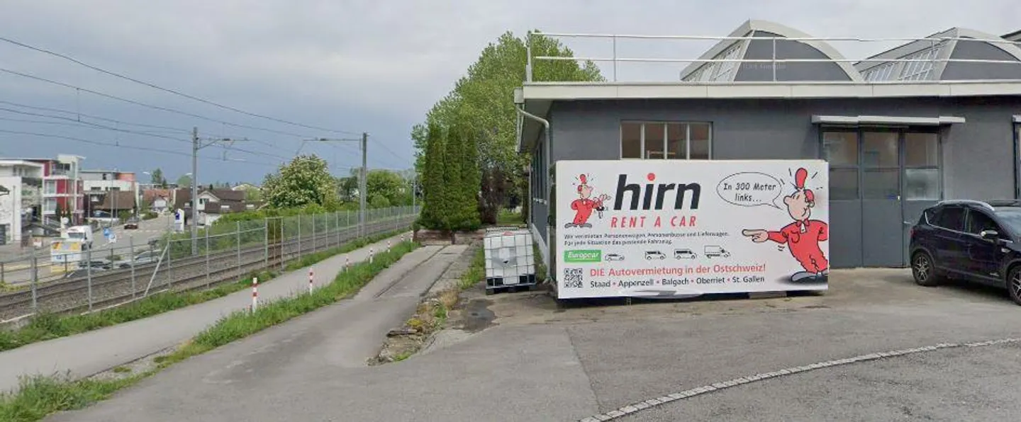 Commercial Hall Storage Workshop Studio Ground Level Accessible approx. 180m2 - Photo 2 of 23