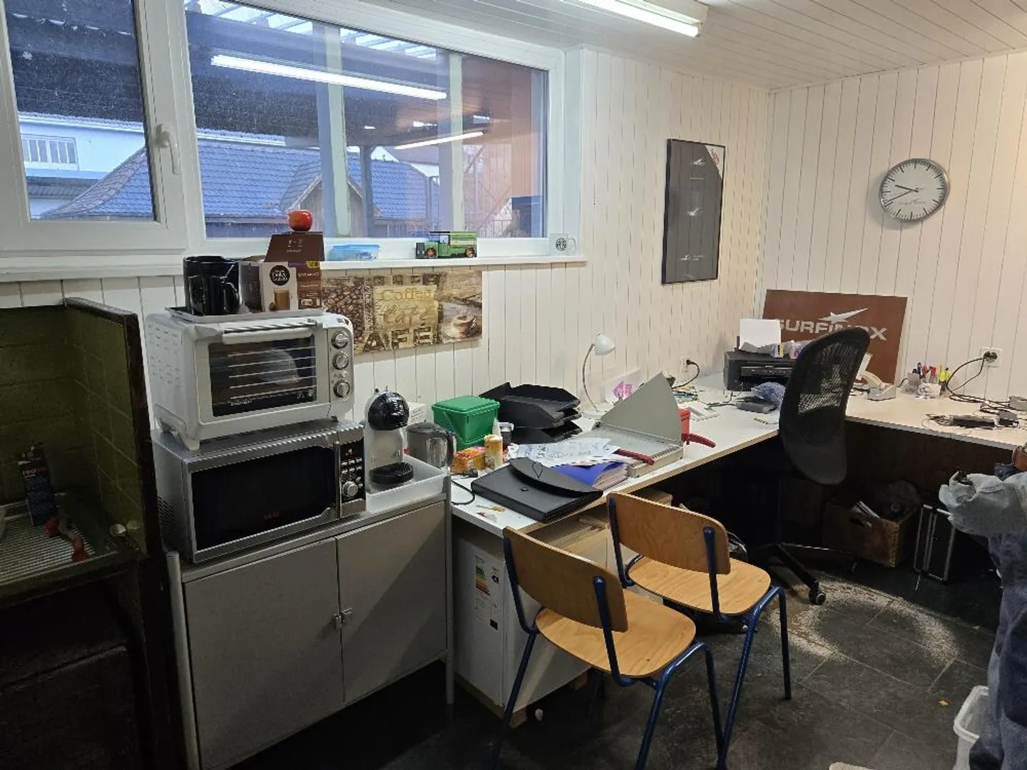 Commercial Hall Storage Workshop Studio Ground Level Accessible approx. 180m2 - Photo 17 of 23